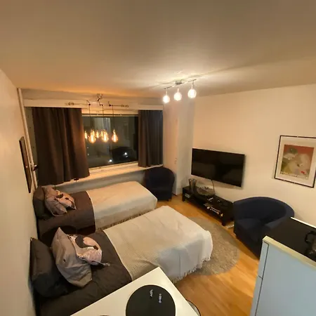 Apartment Next To The Railway Station *